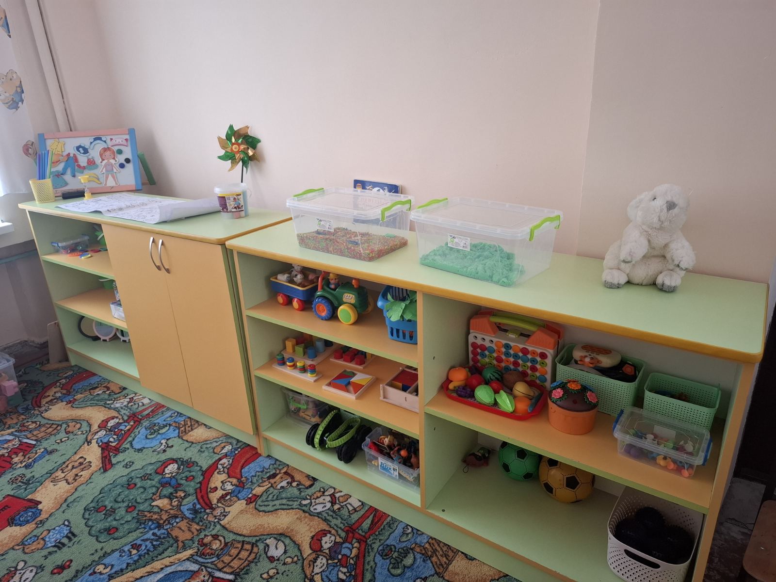 Фото без опису