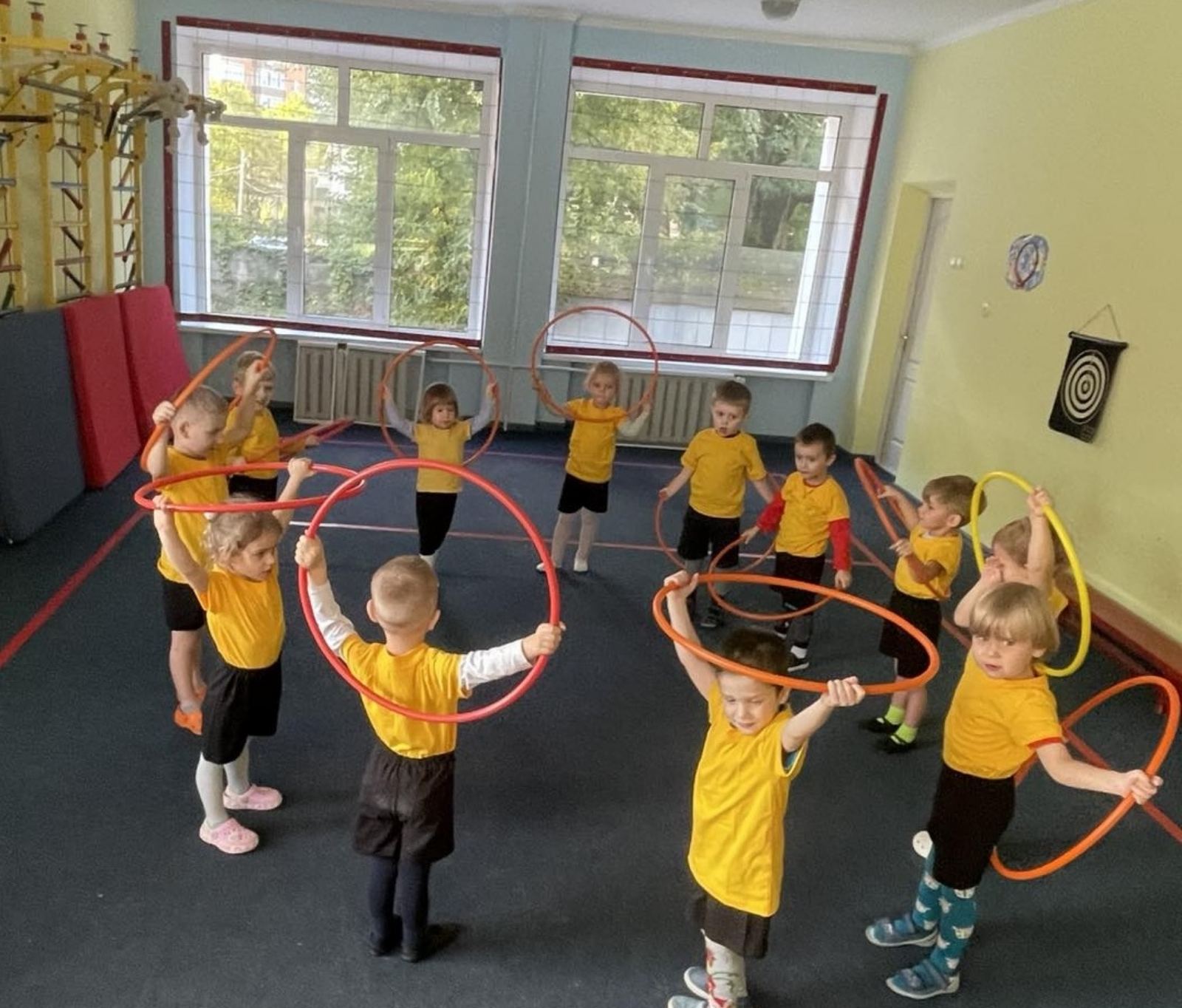 Фото без опису