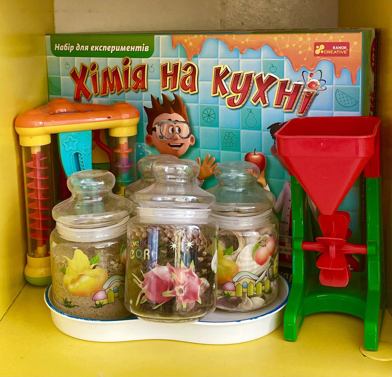 Фото без опису