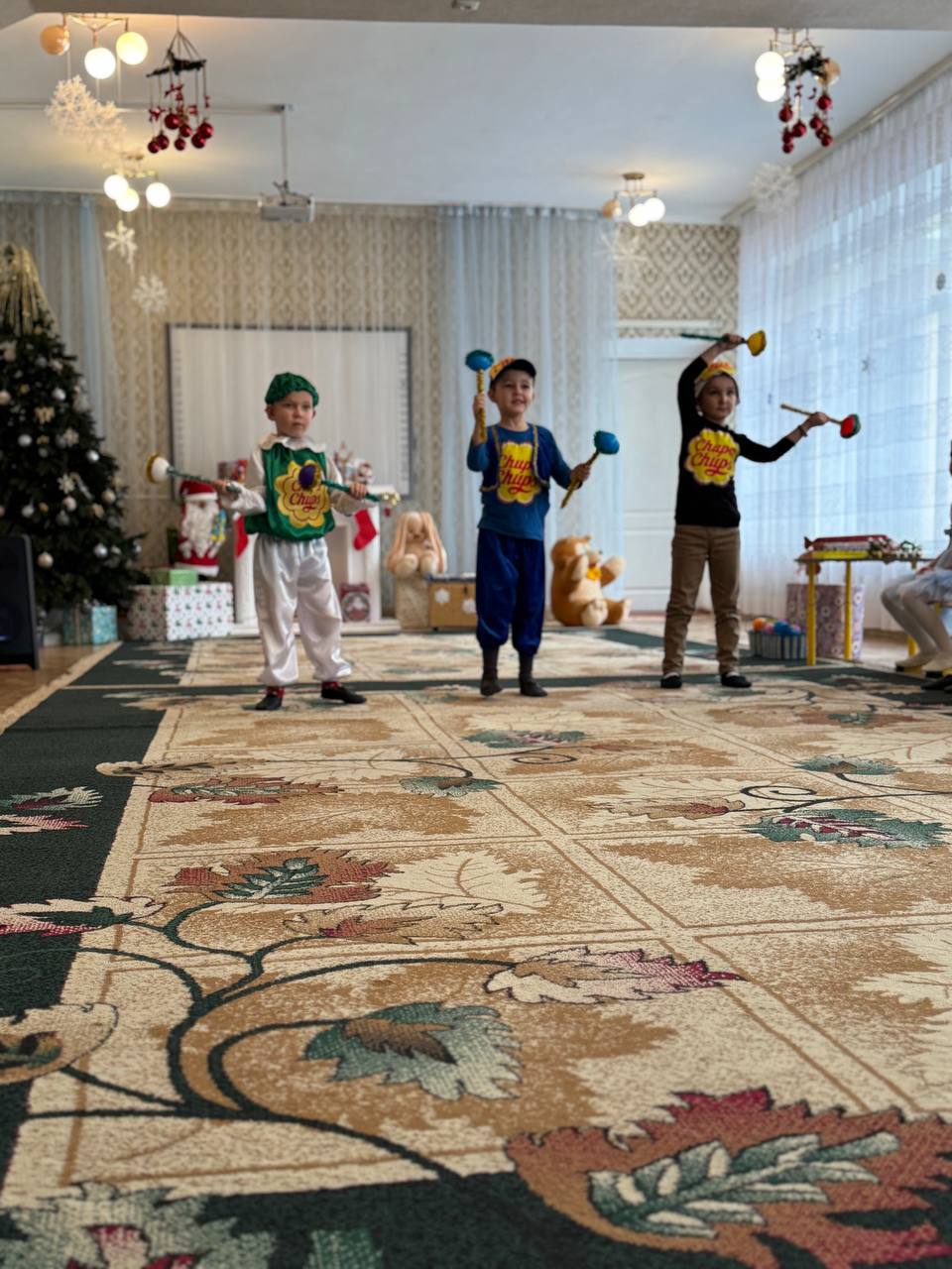 Фото без опису