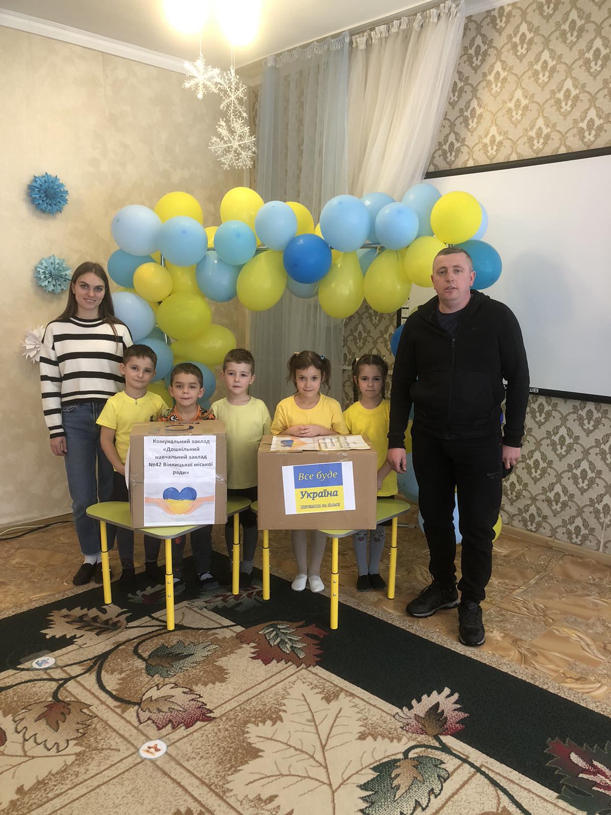 Фото без опису