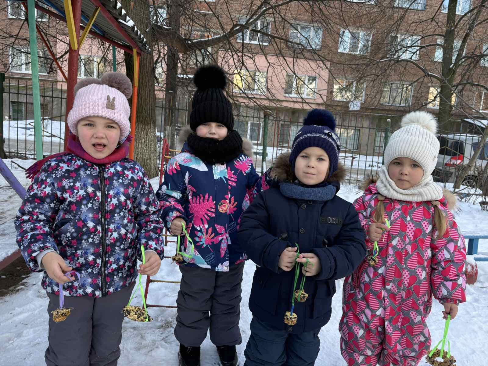 Фото без опису