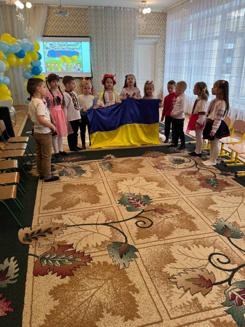 Фото без опису