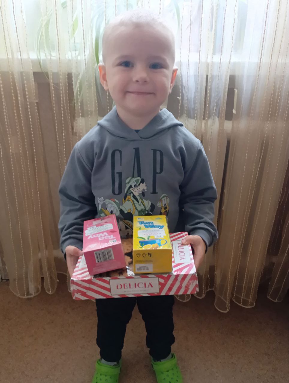 Фото без опису