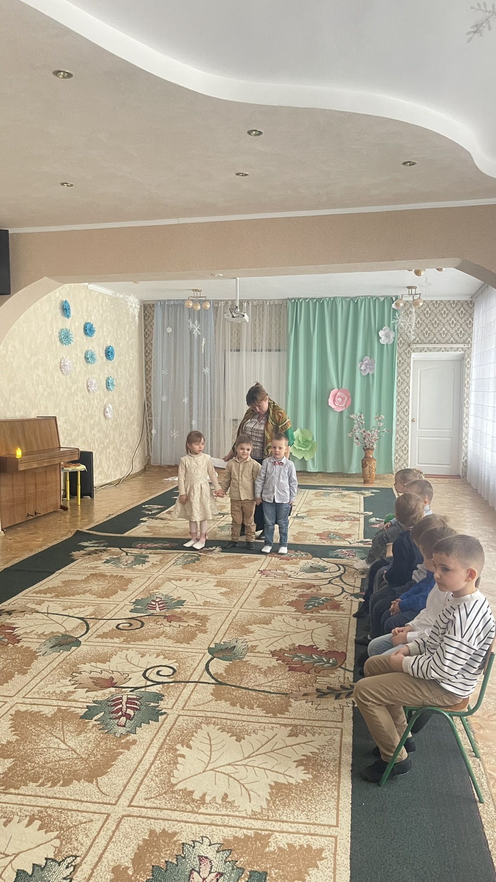 Фото без опису
