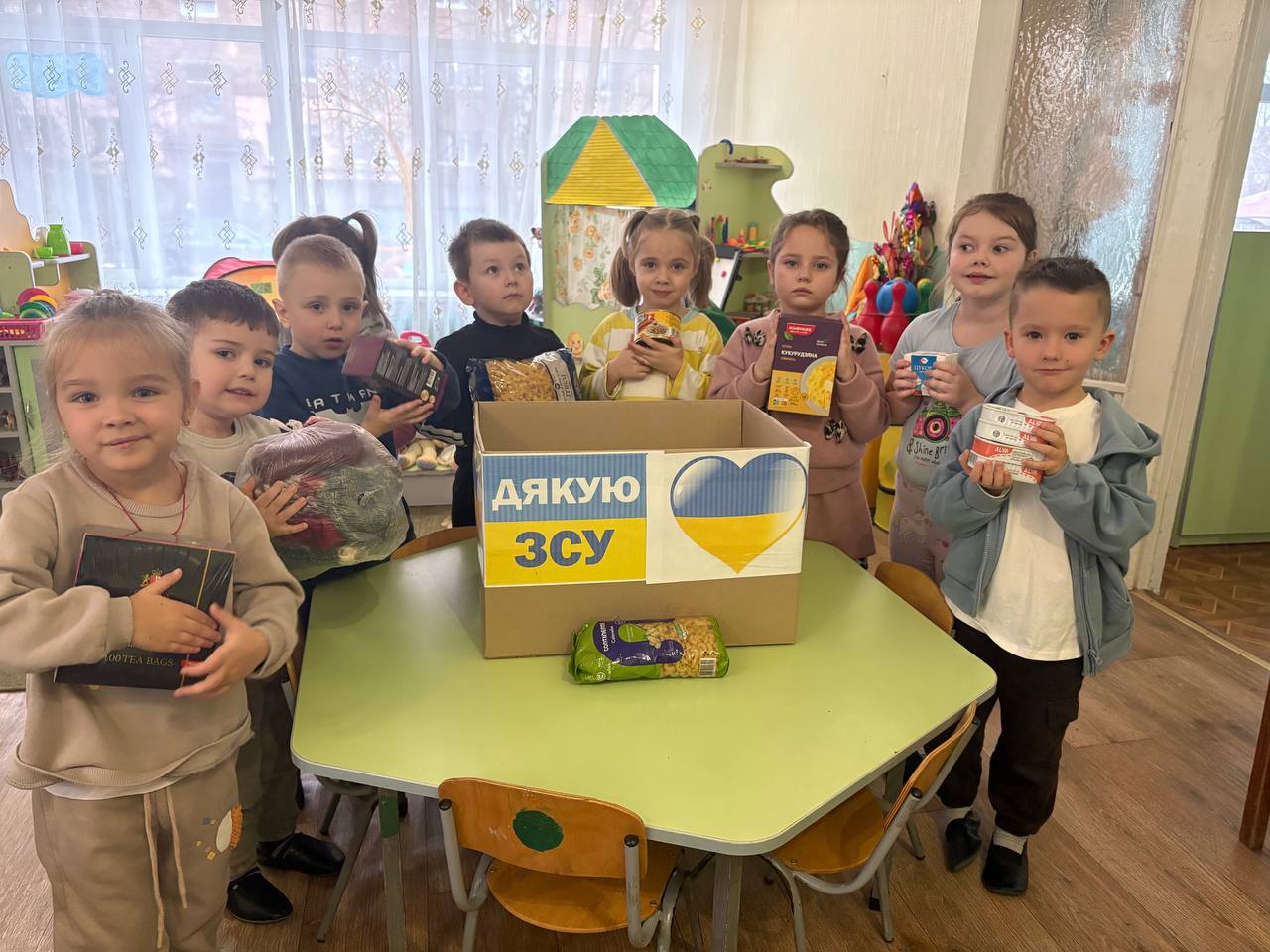 Фото без опису