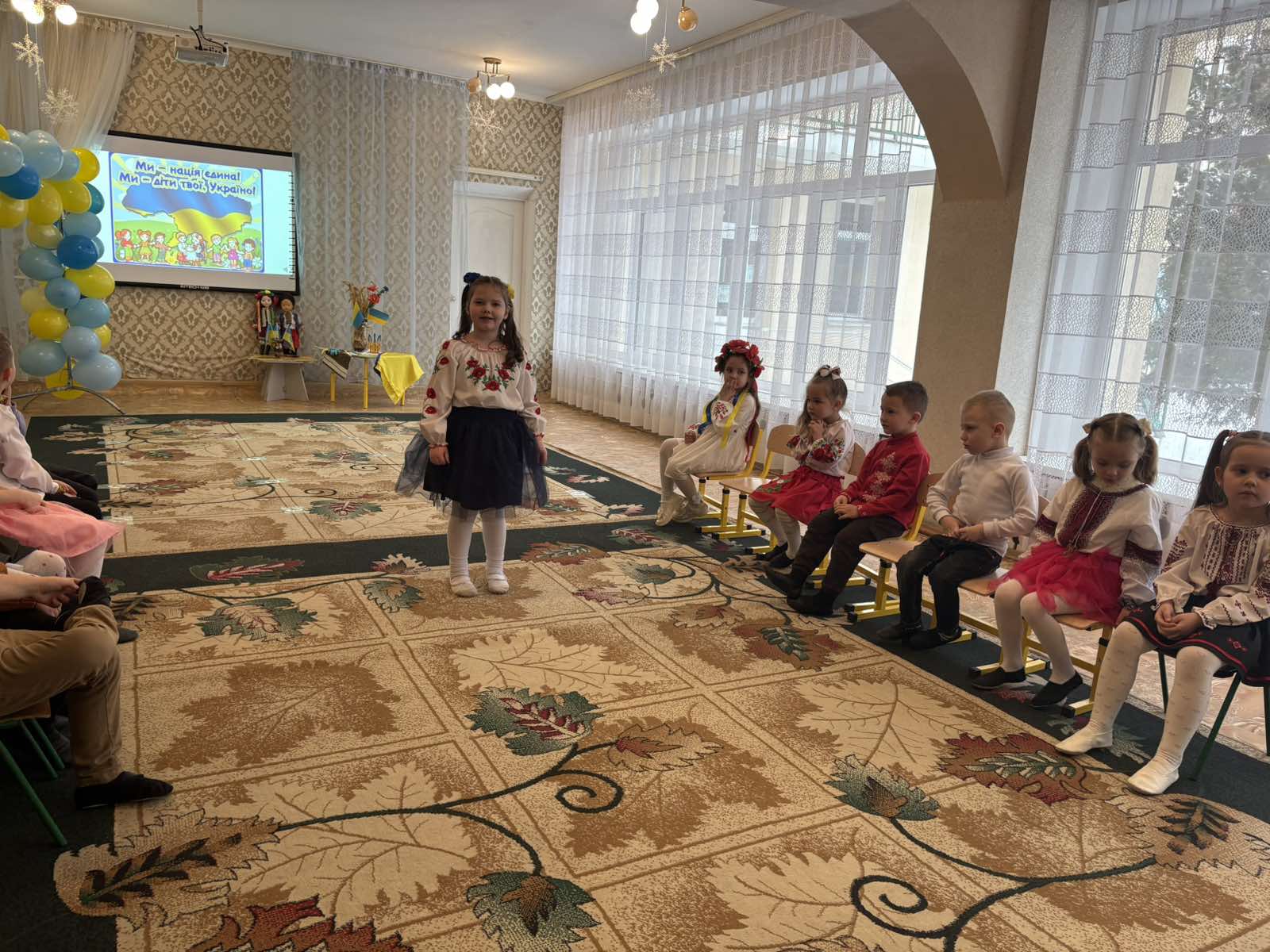 Фото без опису