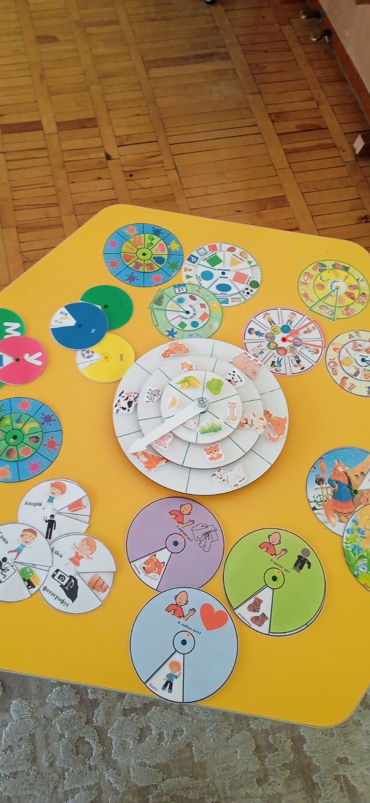 Фото без опису