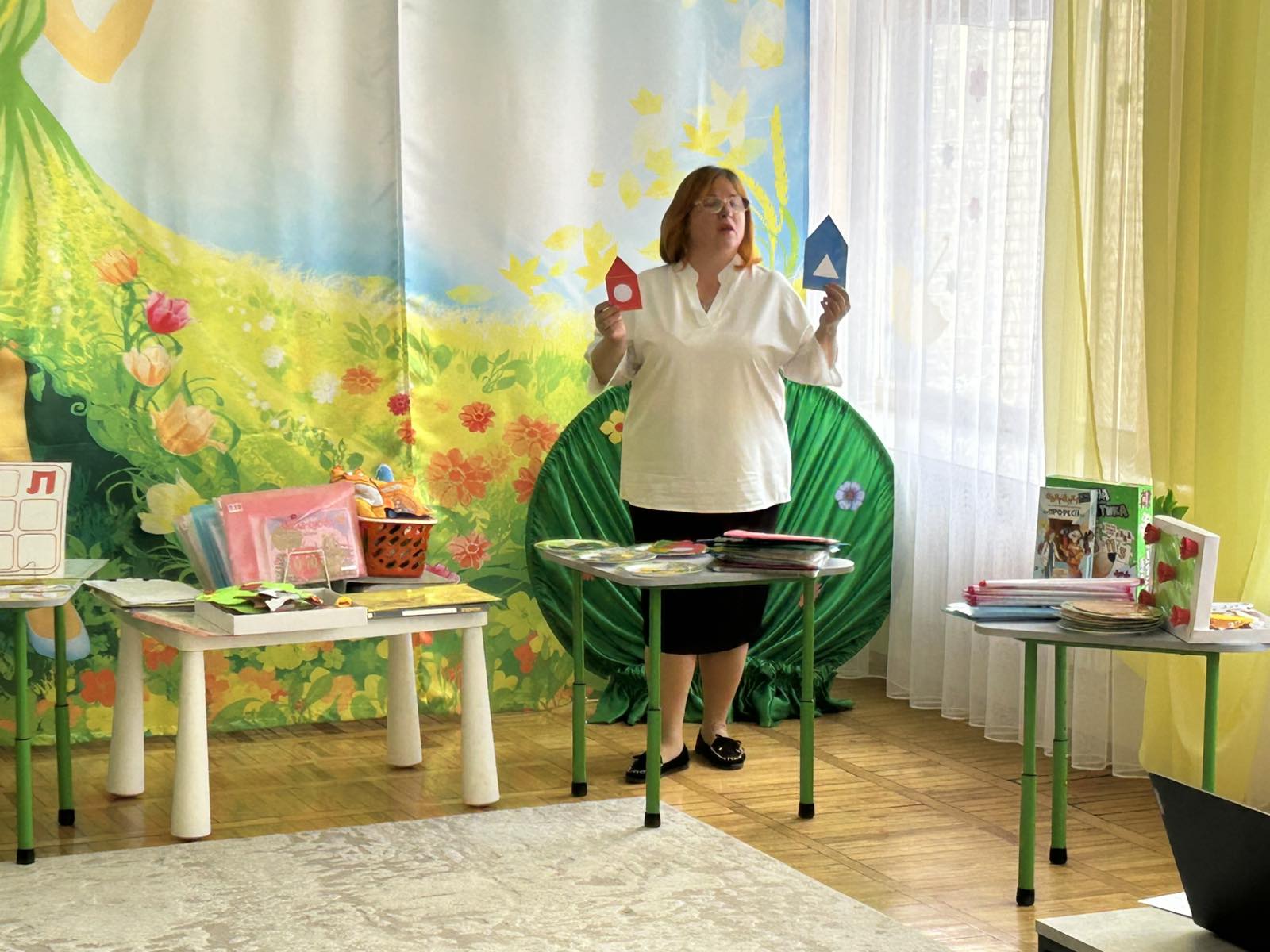 Фото без опису