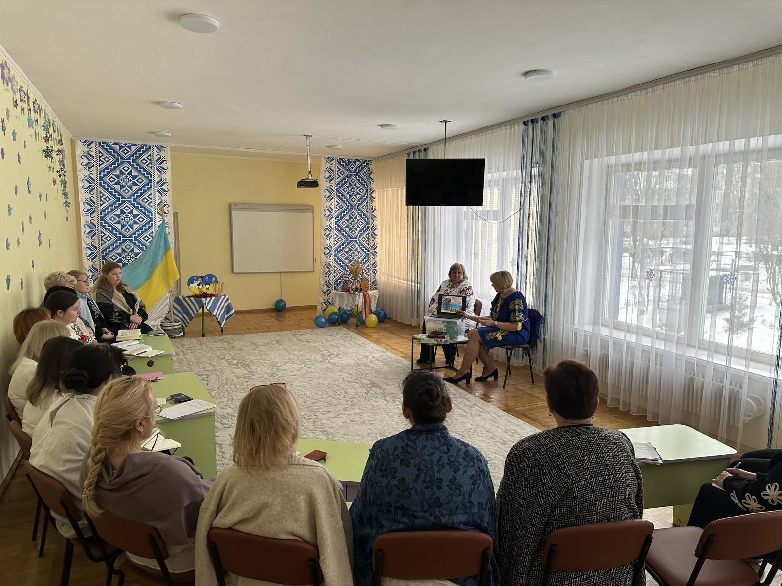 Фото без опису