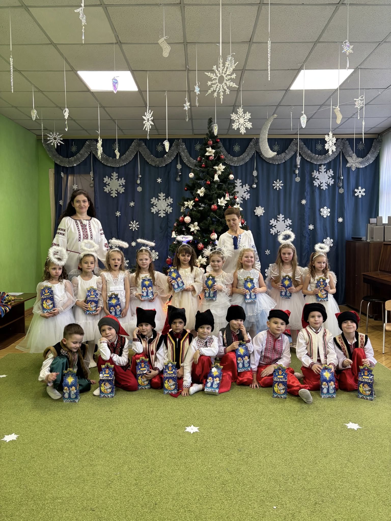 Фото без опису