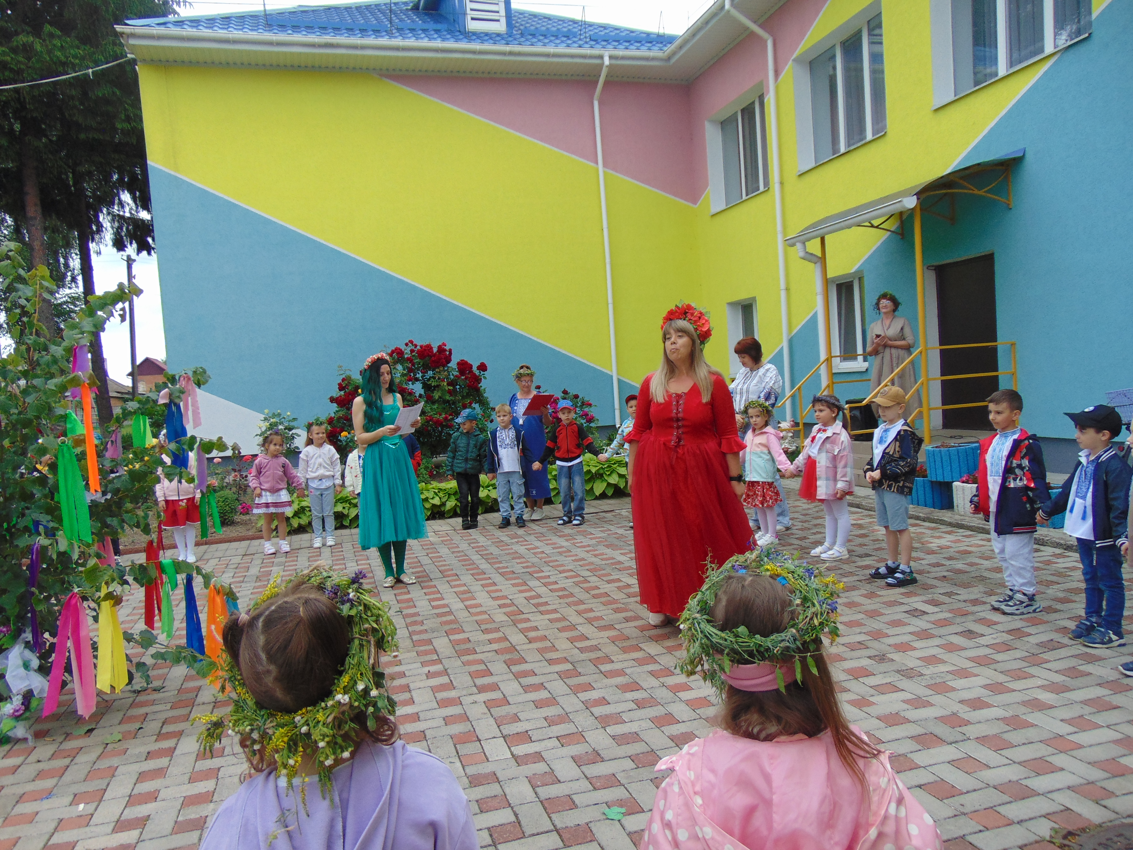 Фото без опису
