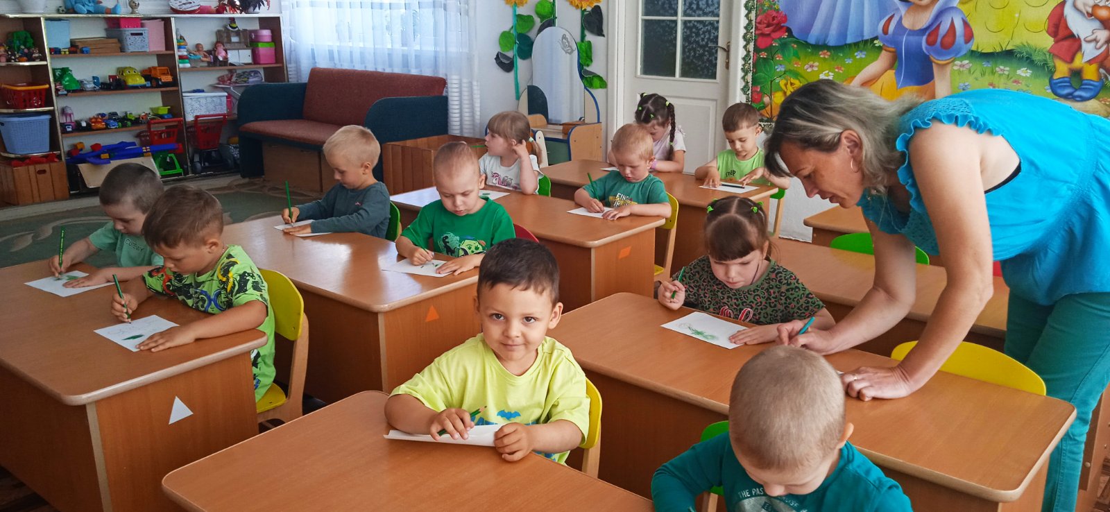 Фото без опису