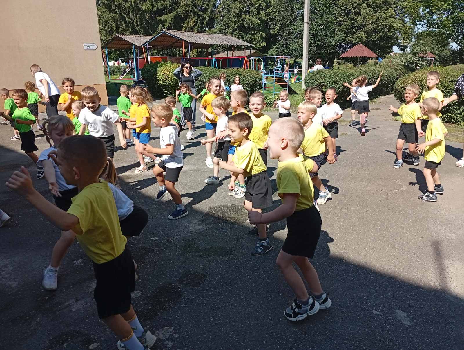 Фото без опису