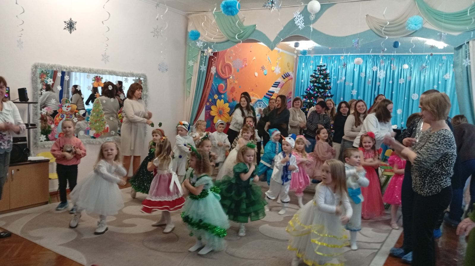 Фото без опису