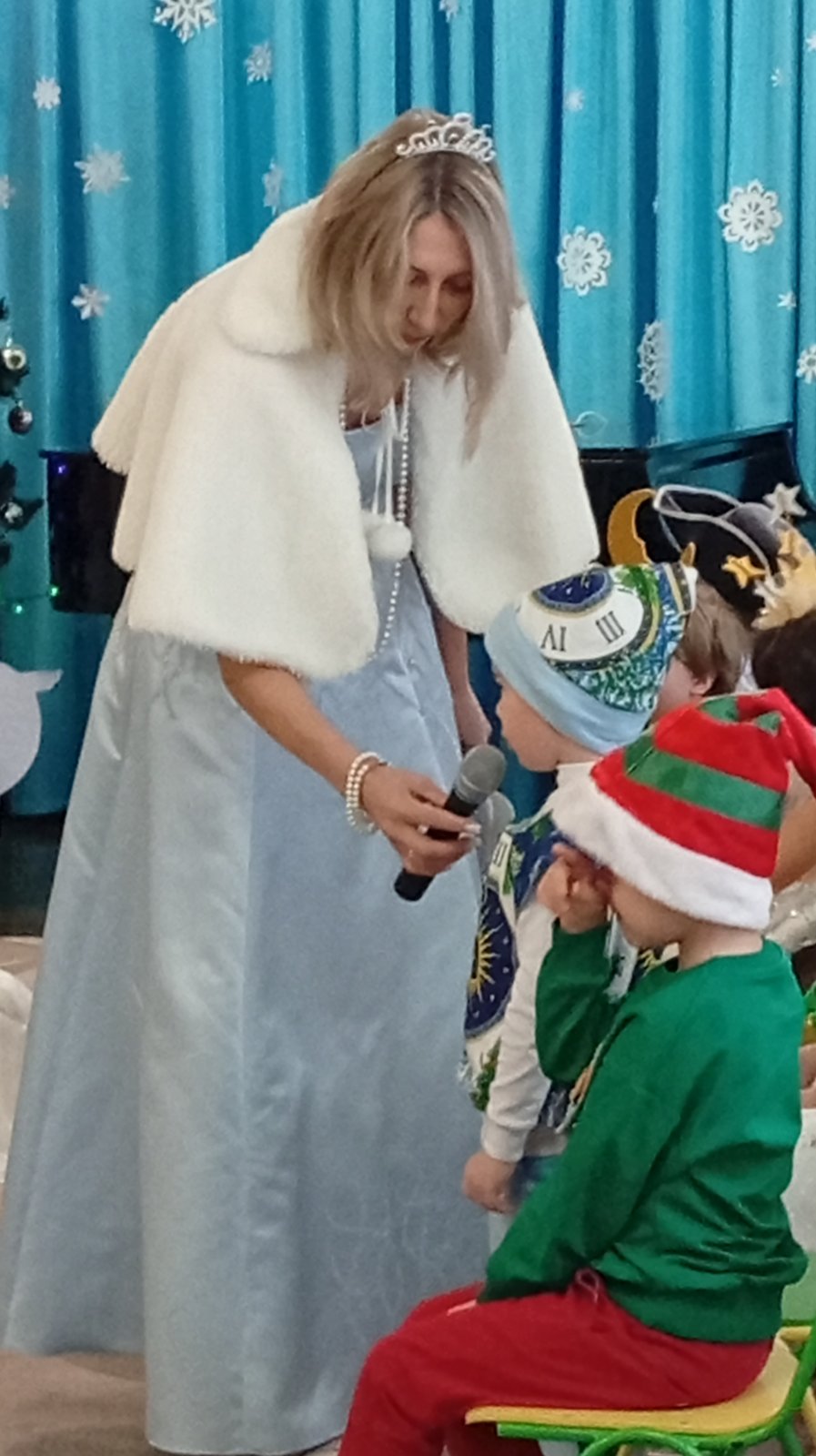 Фото без опису