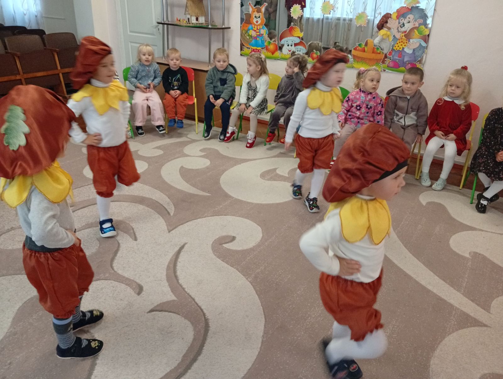 Фото без опису