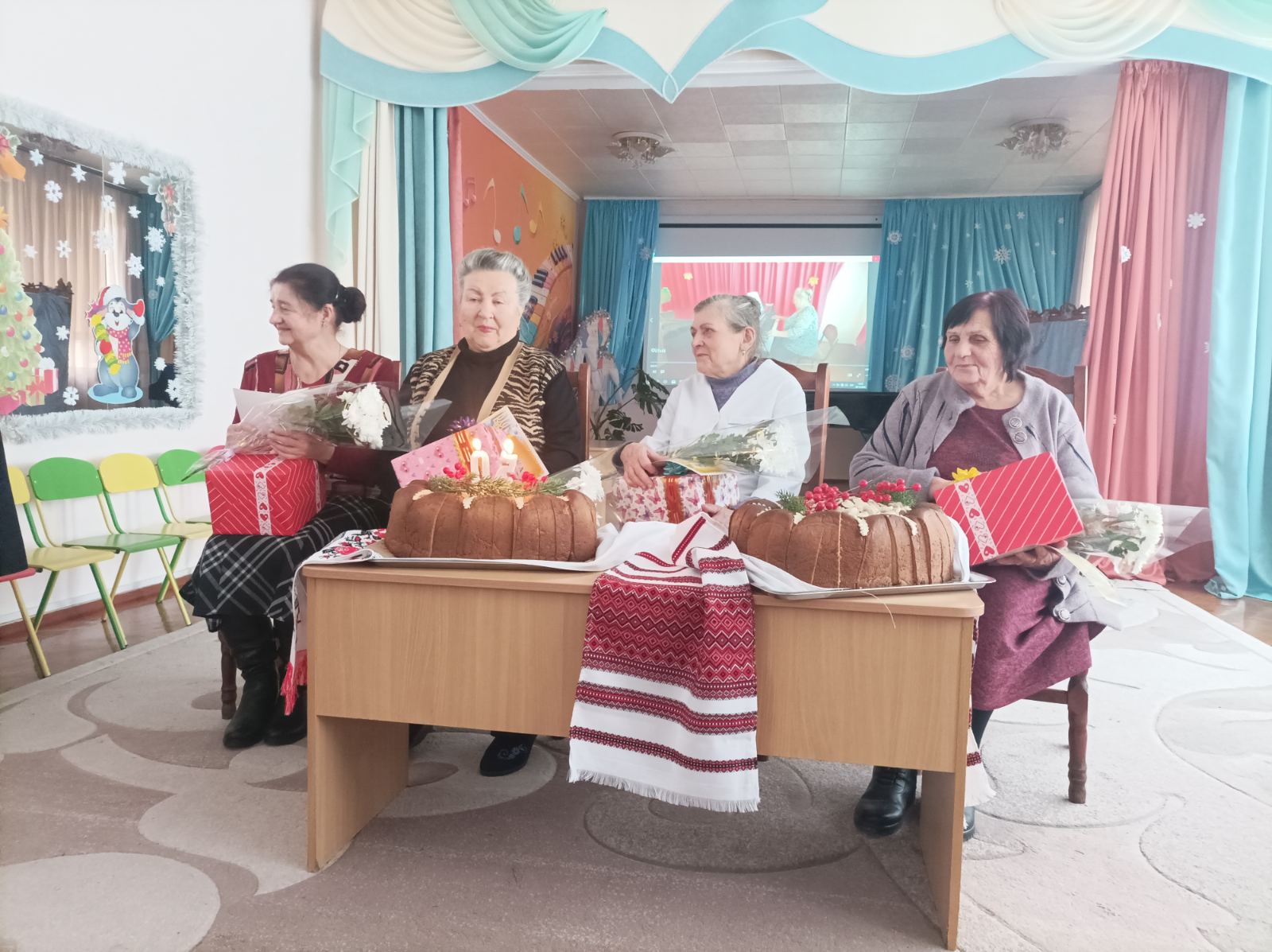 Фото без опису