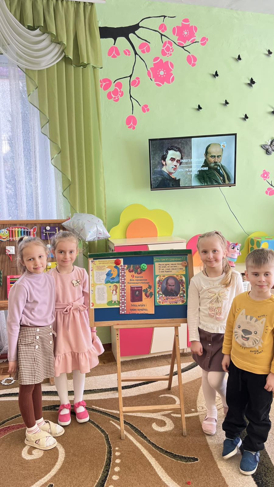 Фото без опису