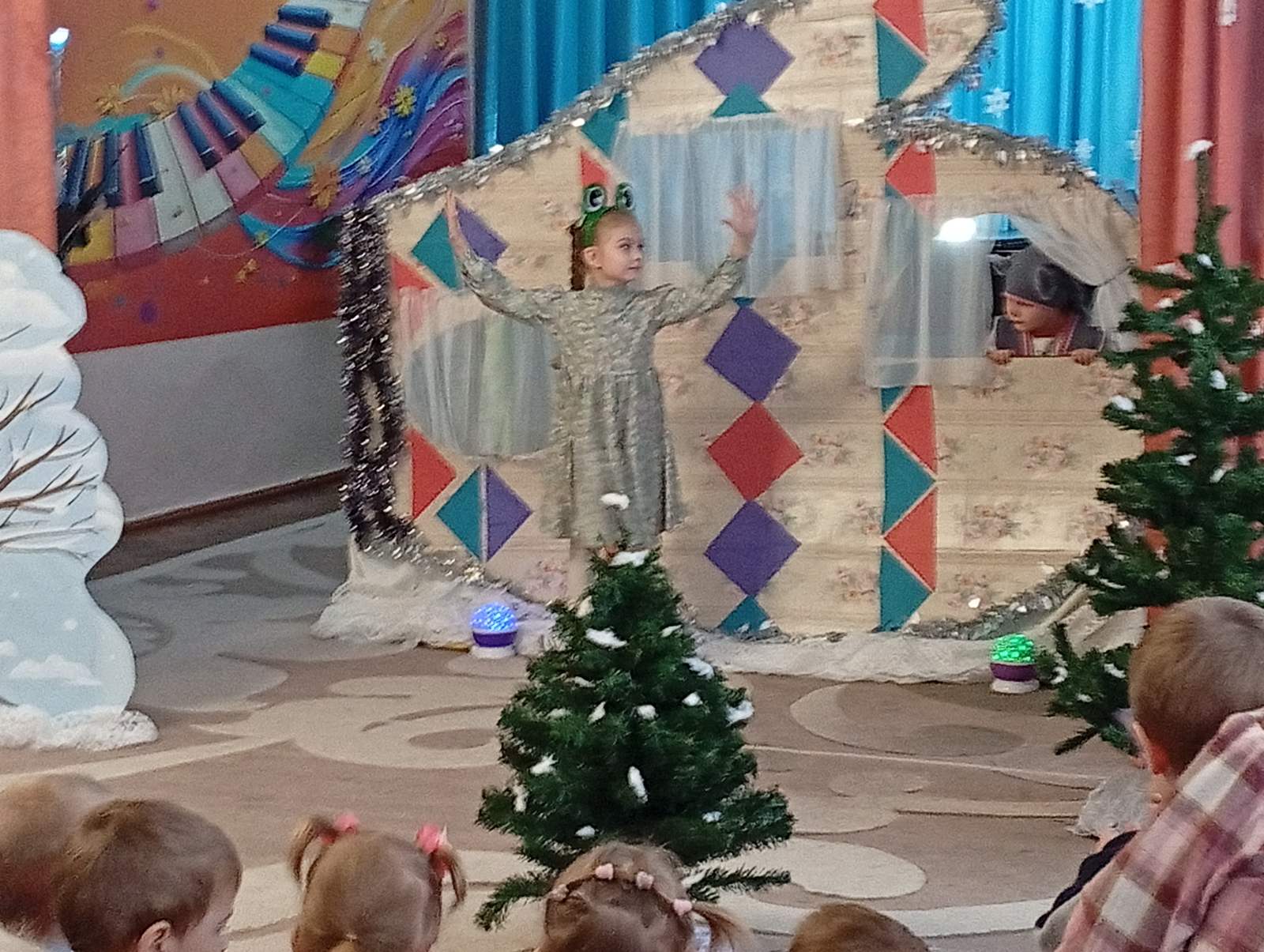 Фото без опису