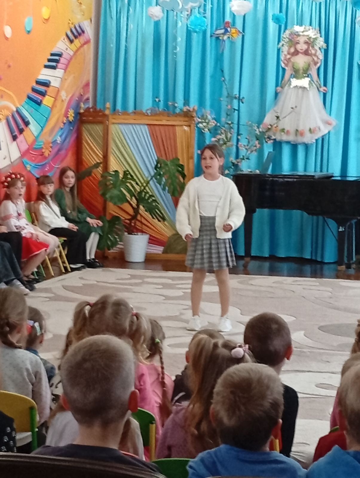 Фото без опису