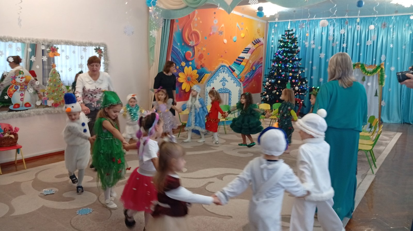 Фото без опису