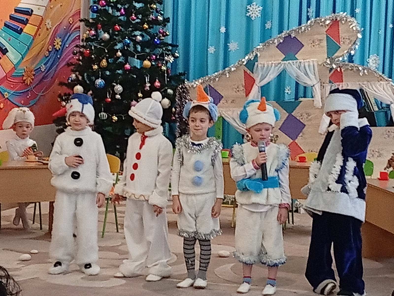 Фото без опису