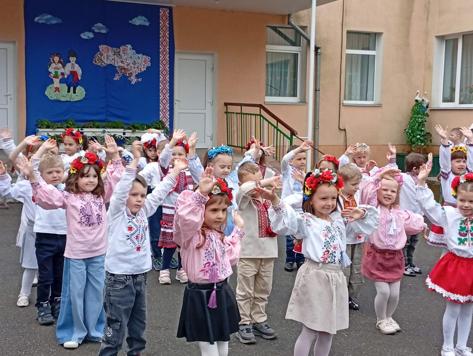 Фото без опису