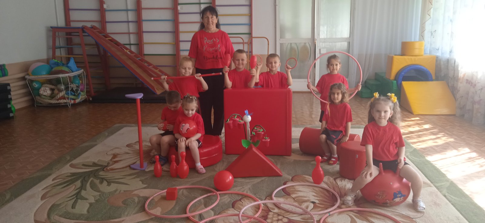 Фото без опису