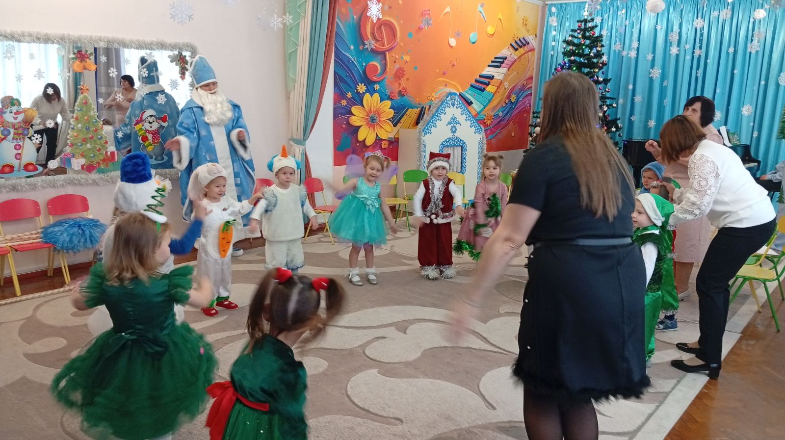 Фото без опису