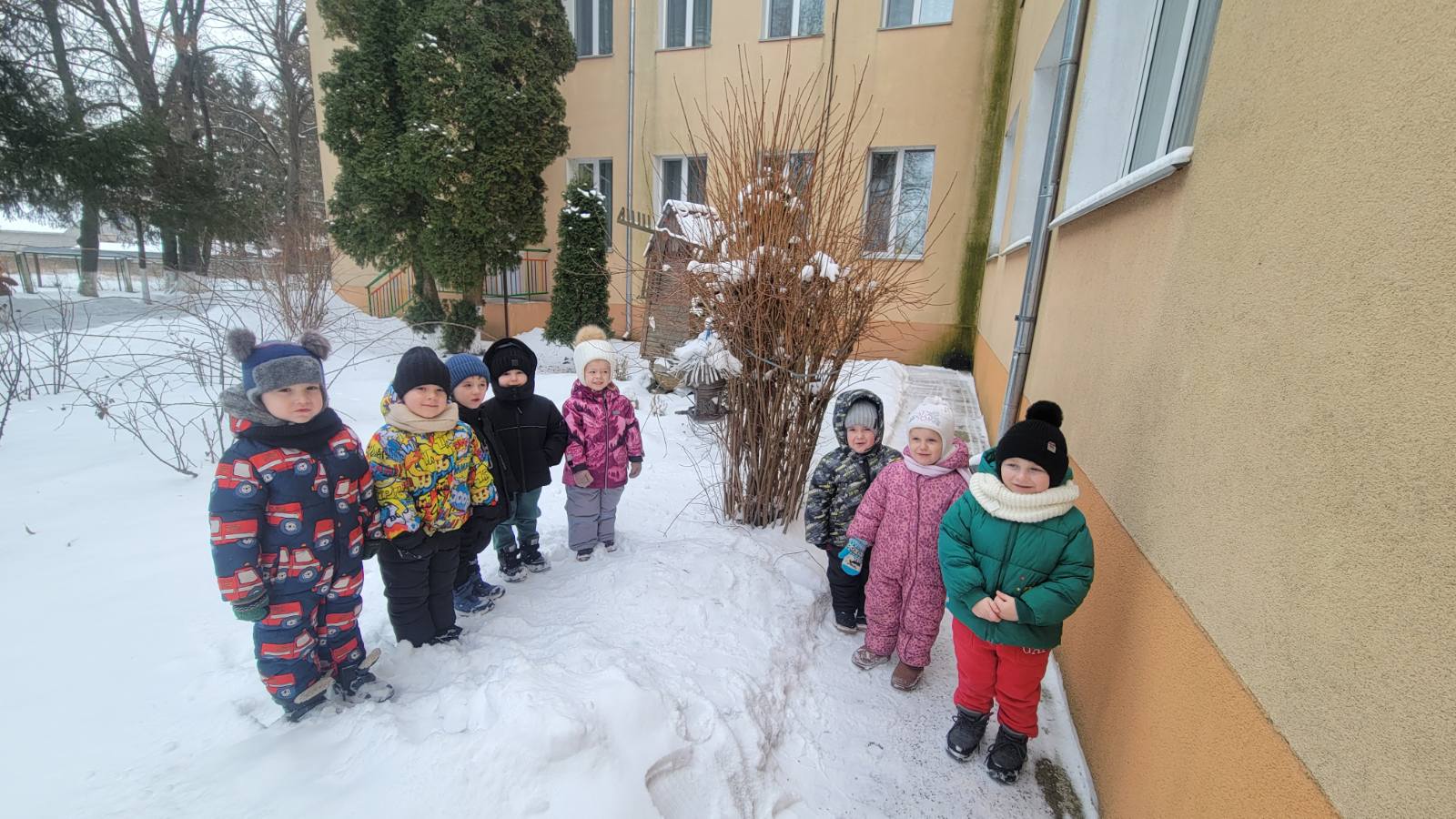 Фото без опису