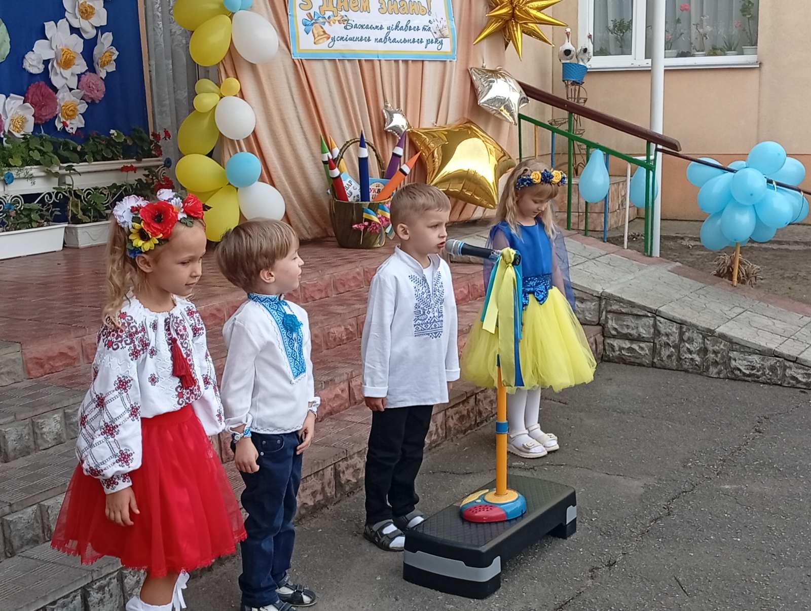 Фото без опису