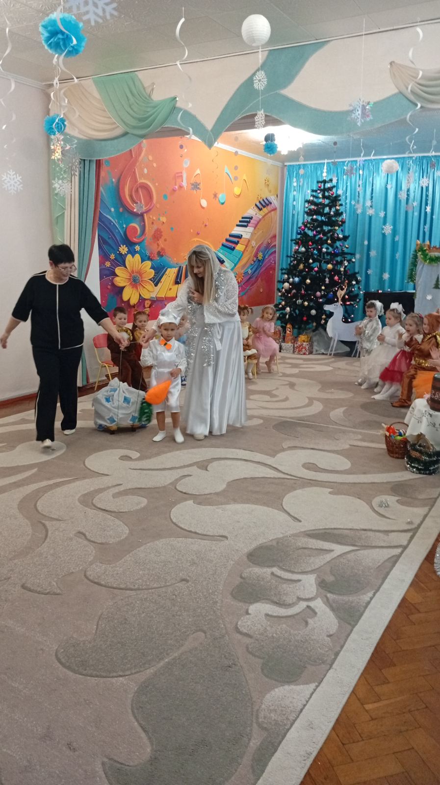 Фото без опису