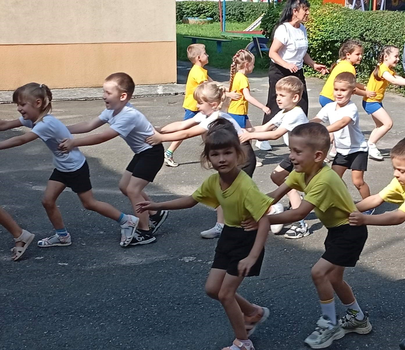 Фото без опису