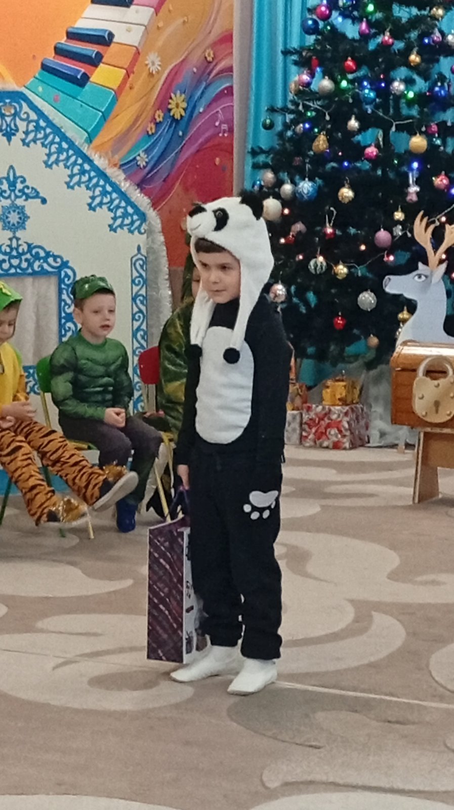 Фото без опису