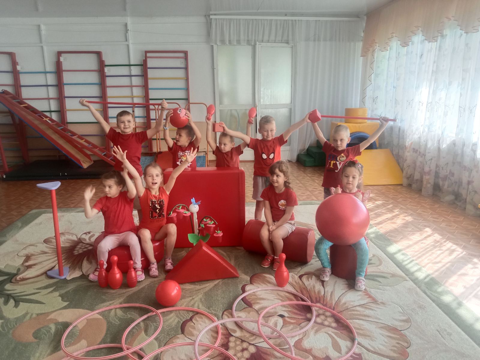 Фото без опису