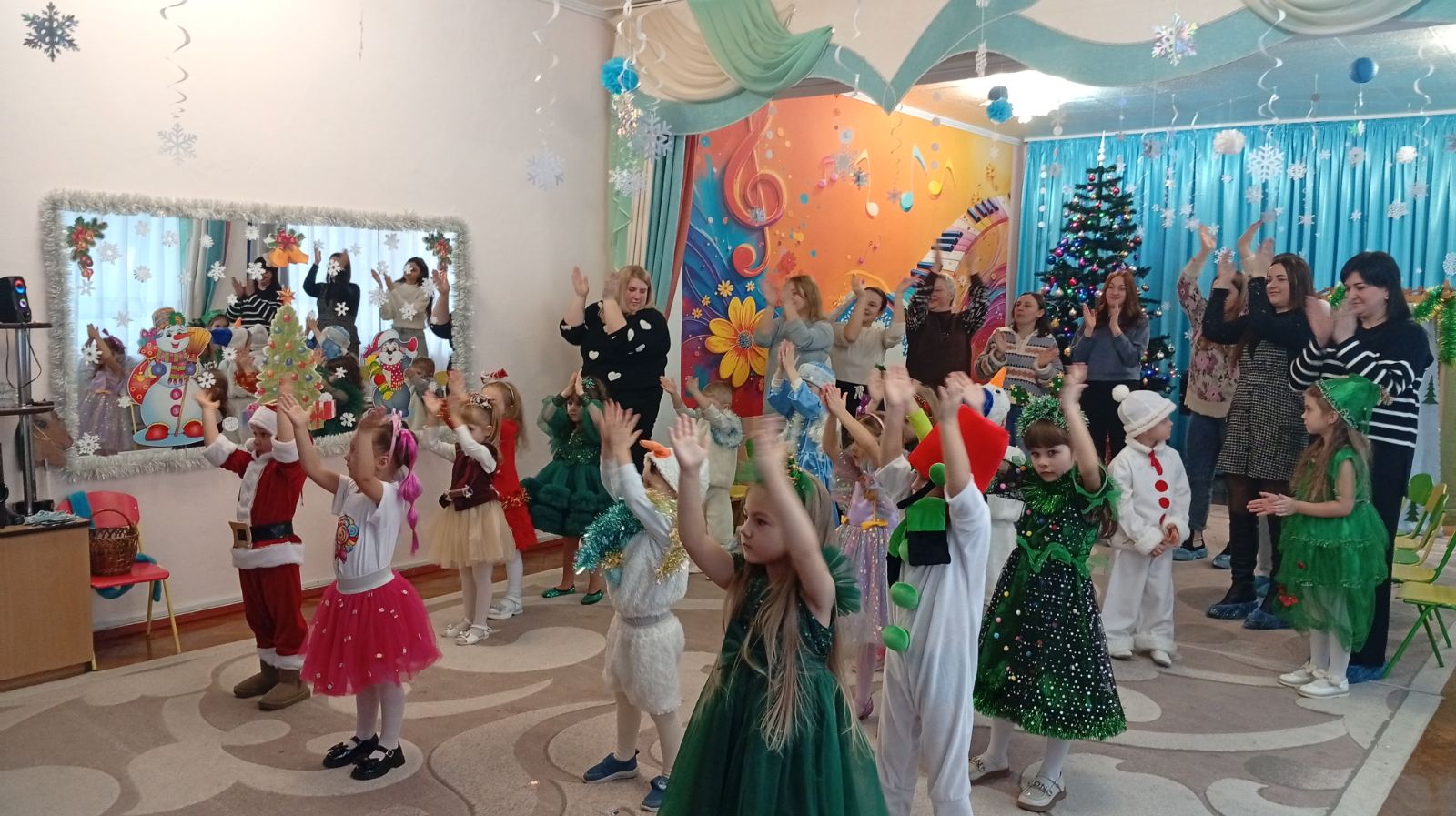 Фото без опису