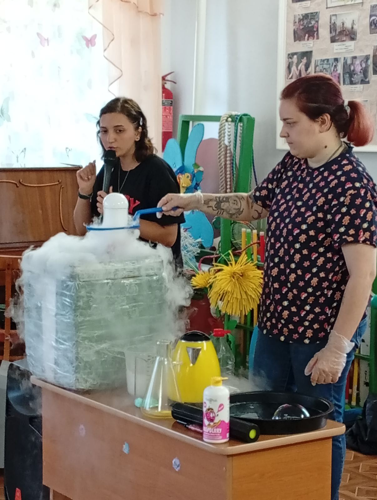 Фото без опису