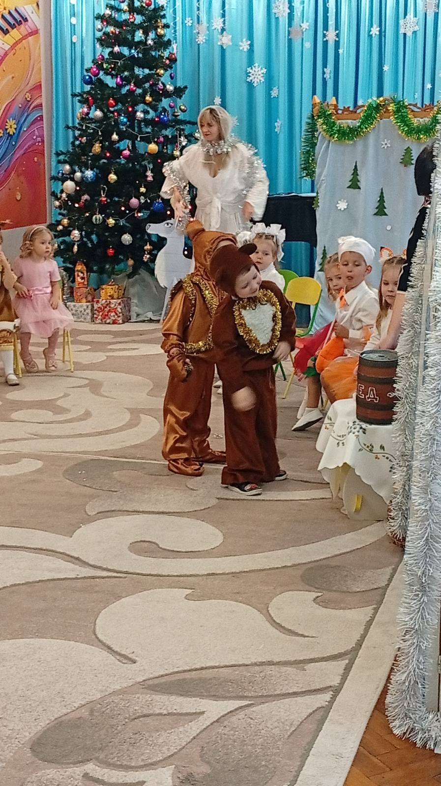 Фото без опису