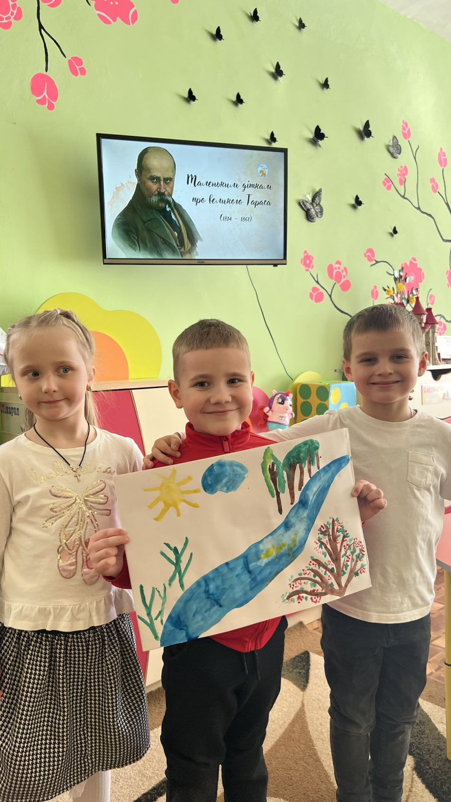 Фото без опису