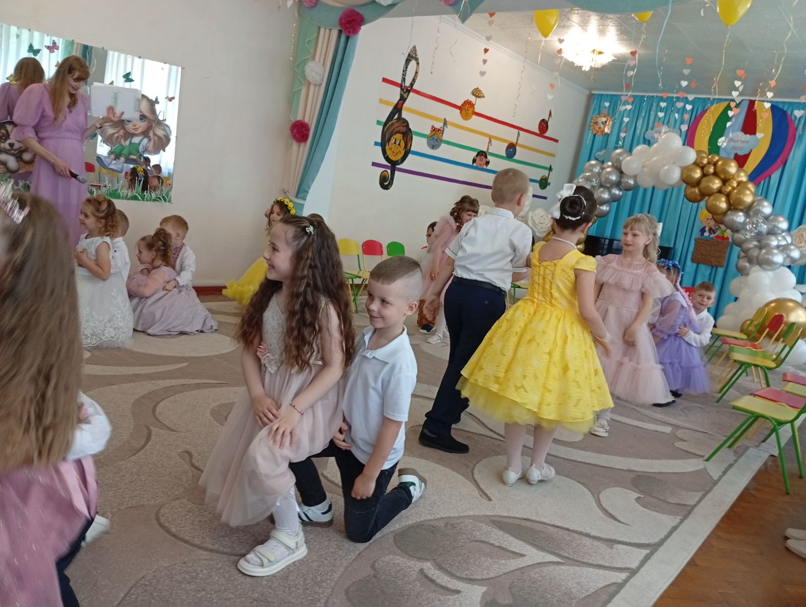 Фото без опису