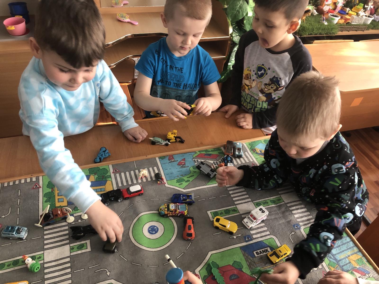 Фото без опису