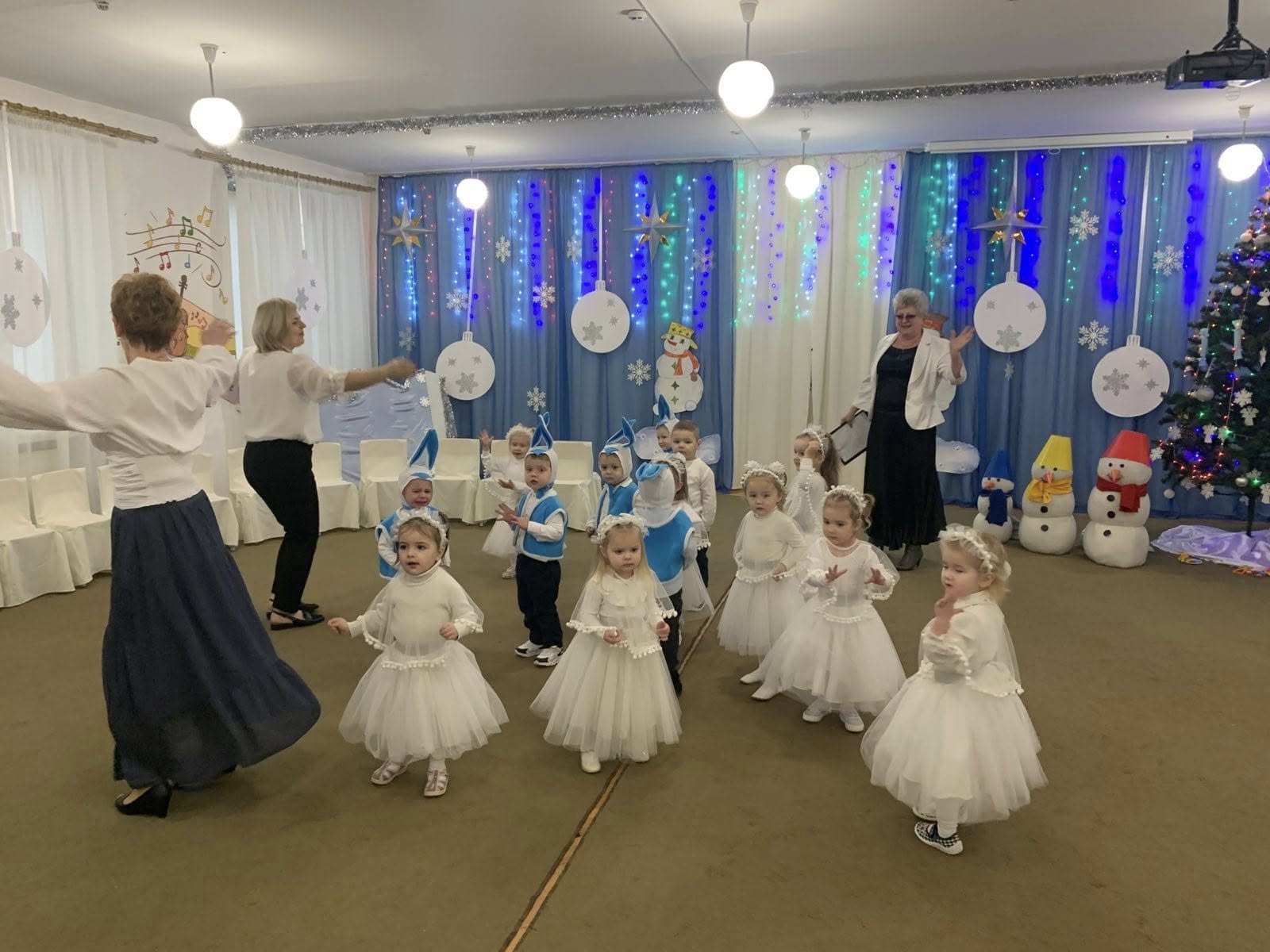 Фото без опису