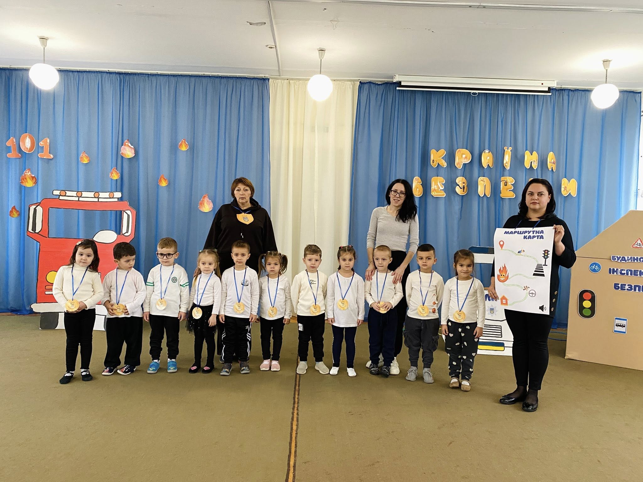 Фото без опису