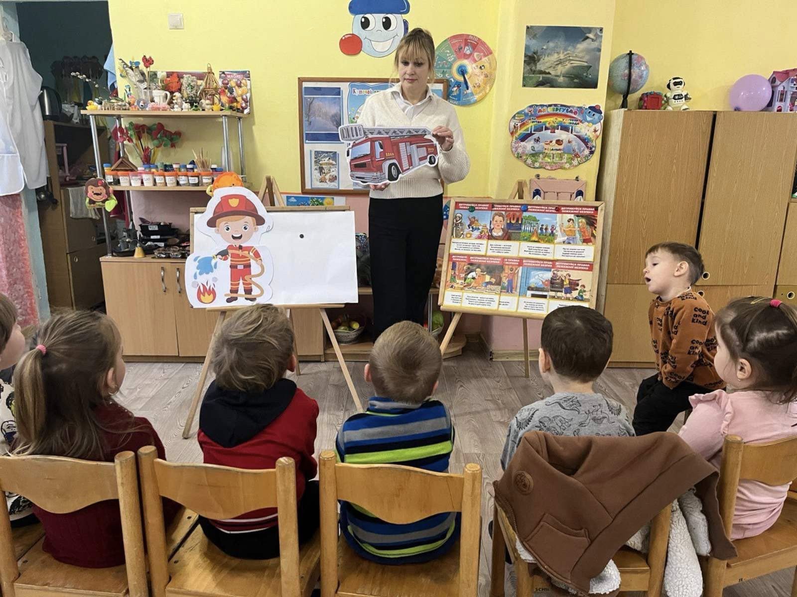 Фото без опису