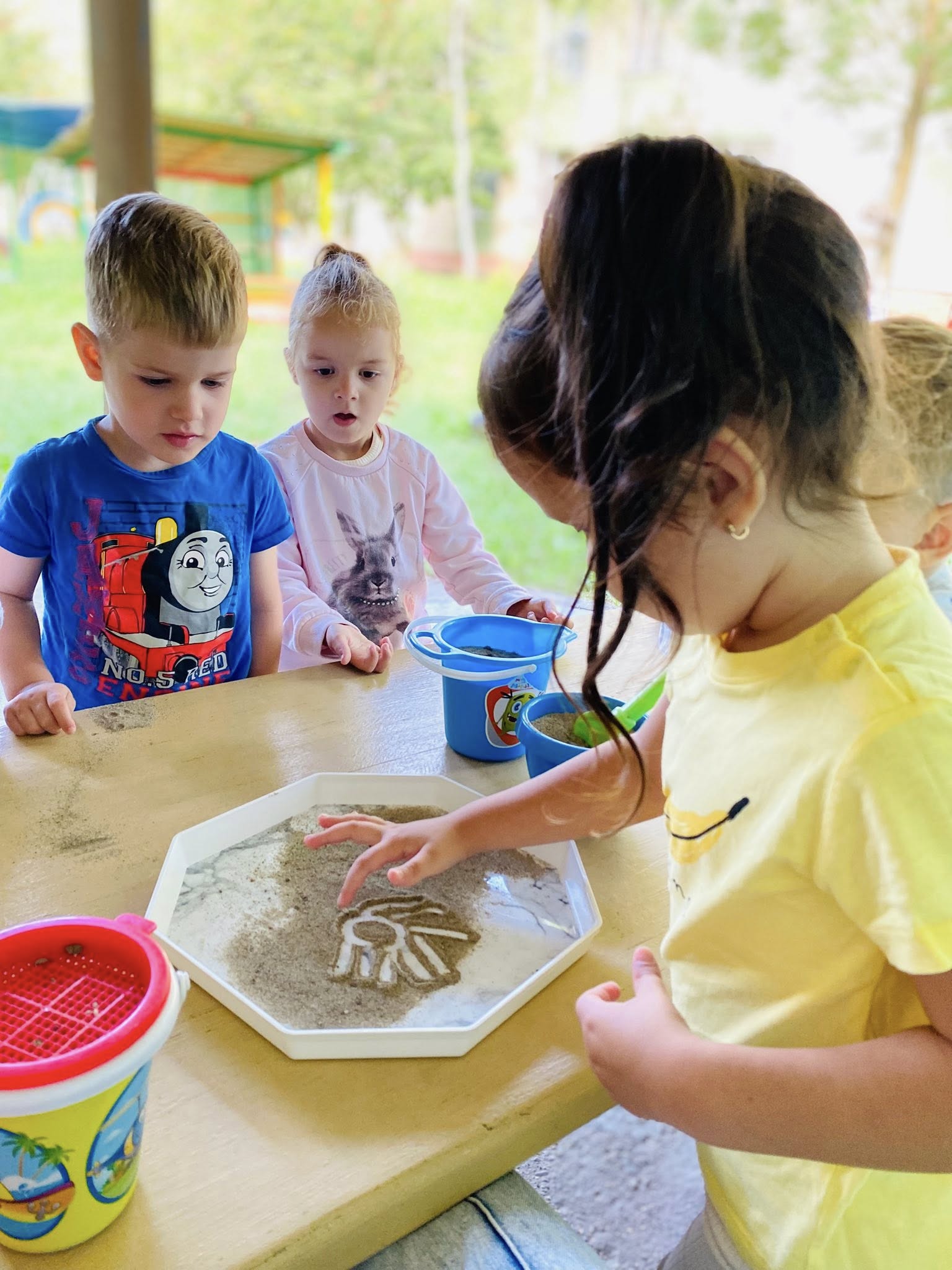 Фото без опису