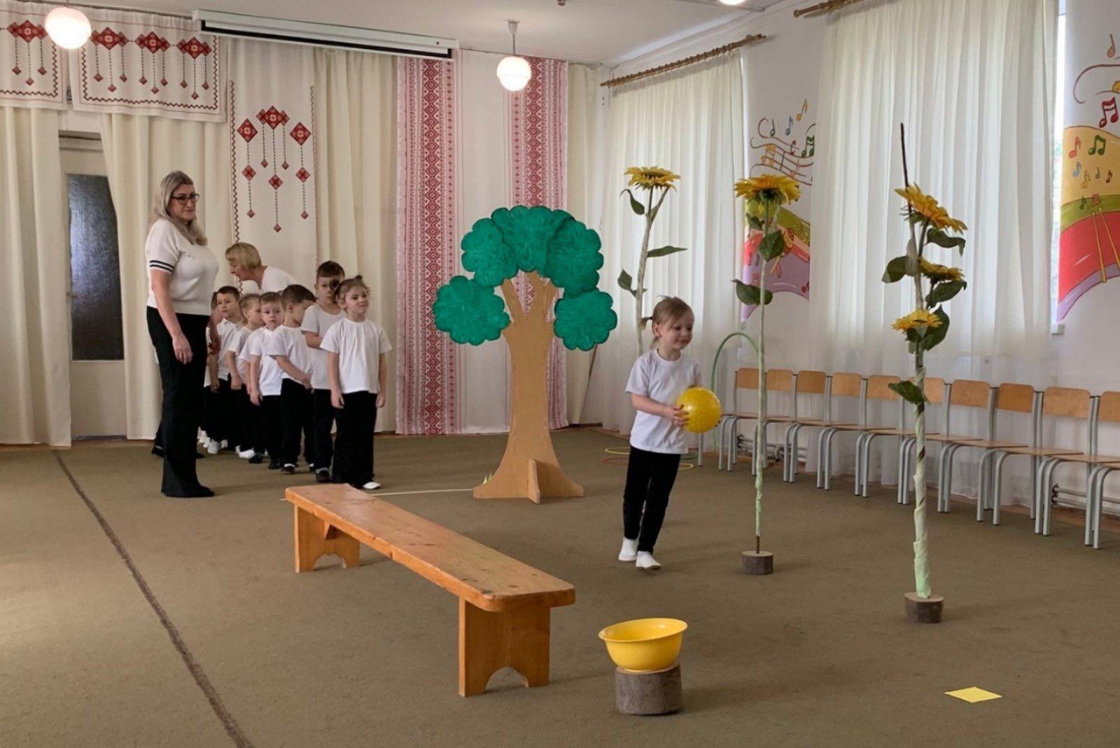 Фото без опису