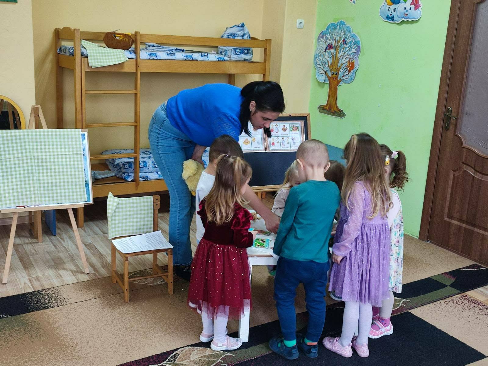 Фото без опису