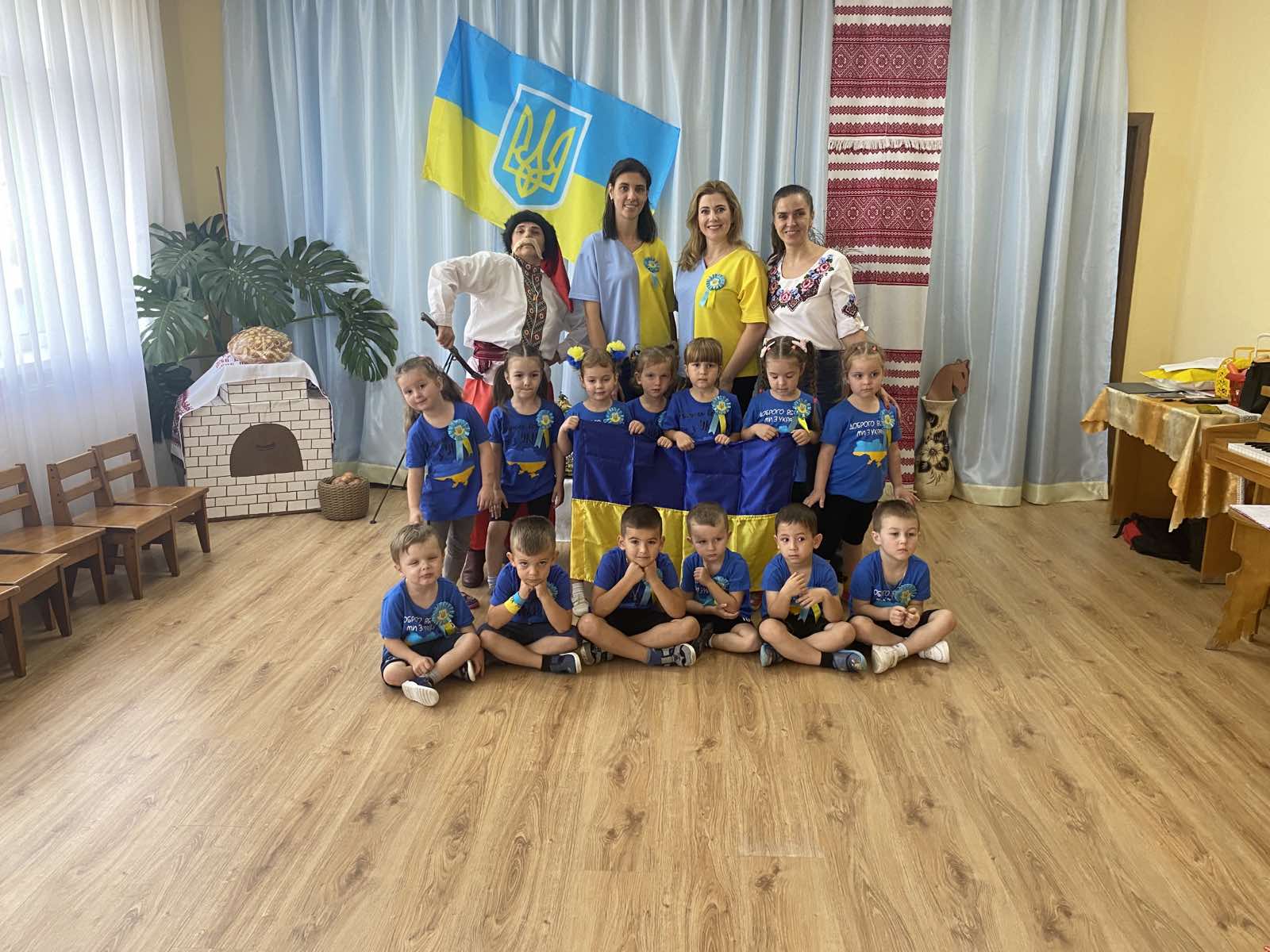 Фото без опису