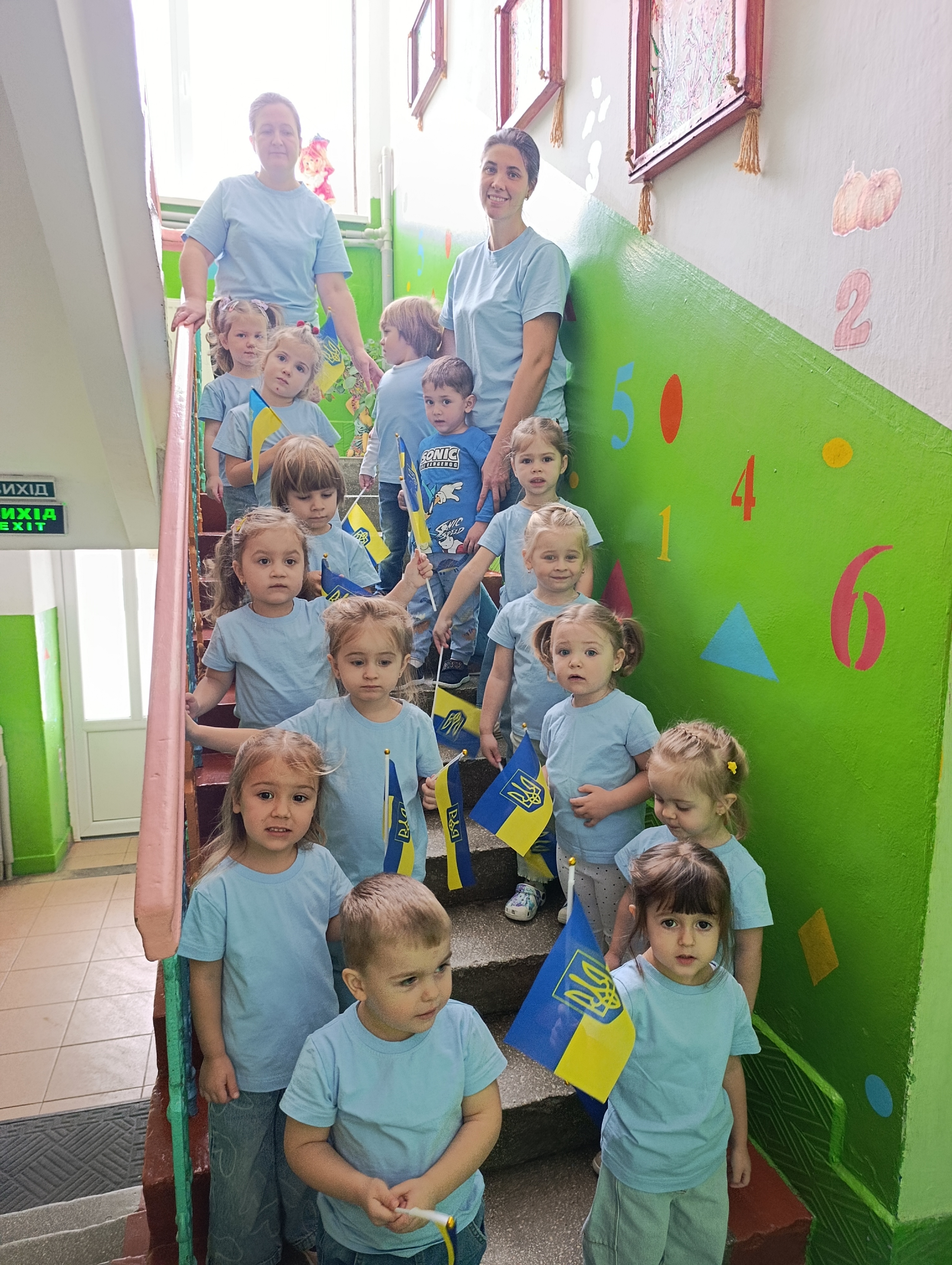 Фото без опису